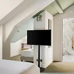 La Cour Du 6