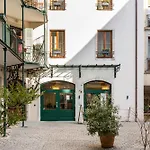 La Cour Du 6