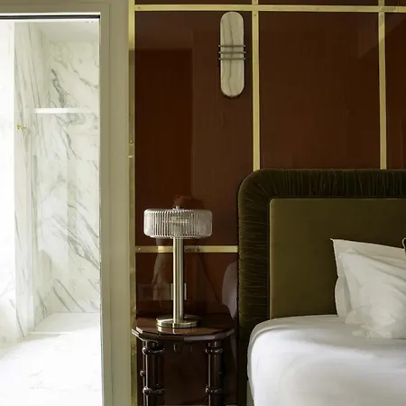 Hotel La Cour Du 6 Annecy